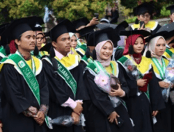 10 Daftar Suku di Indonesia dengan Sarjana Terbanyak, Bugis Urutan 4