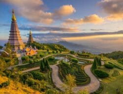 Famous Tourist Spots In The Thailand