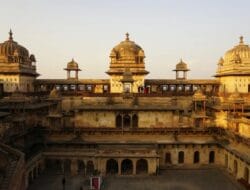 Tourist Places In India And States