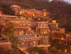 Tourist Destinations Near Me Within 100 Kms
