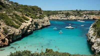 Hot Holiday Destinations In May Europe 4dd7e6613 Jpg