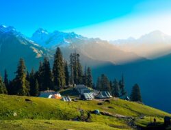 Tour Places In India In June