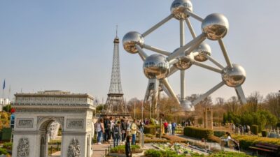 Tourist Attractions In Europe 02fb4caf5 Jpg
